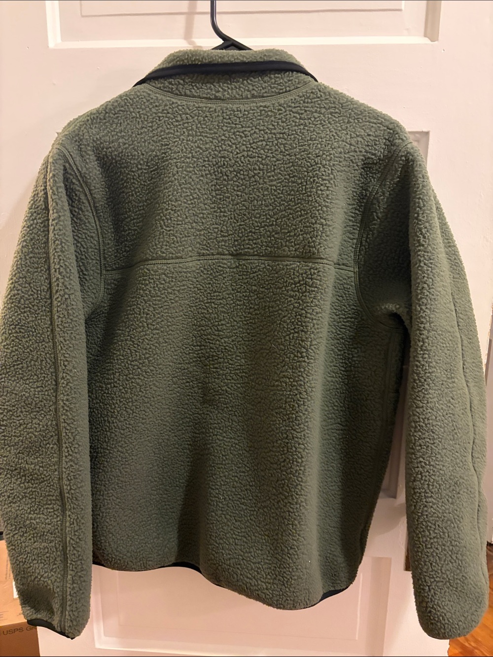 Mountain Hardwear Men’s Olive Green Sherpa Pullover Jacket - Picture 5 of 10